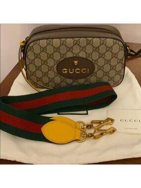 GUCCI Neo Vintage GG Supreme messenger bag